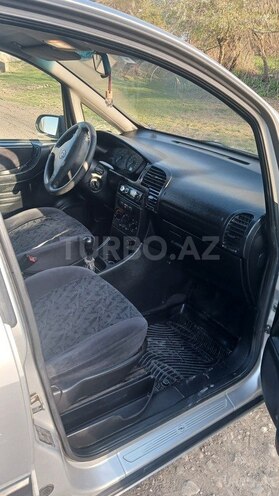 Opel Zafira 2001, 600,000 km - 1.8 l - Qusar