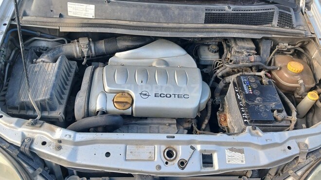 Opel Zafira 2001, 600,000 km - 1.8 l - Qusar