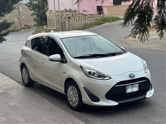 Toyota Aqua 2019, 144,000 km - 1.5 л - Bakı