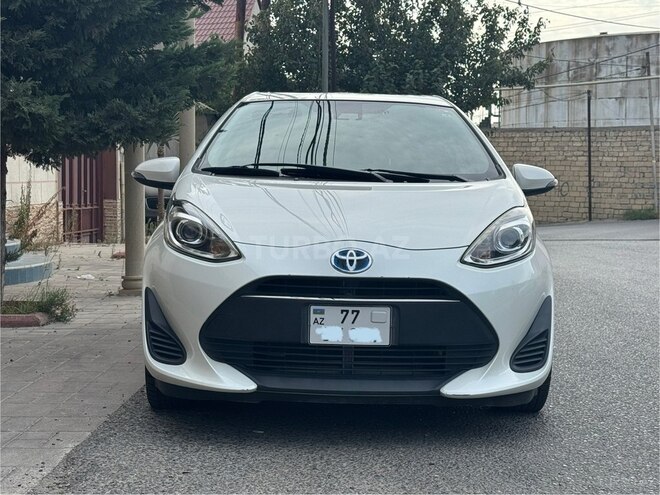 Toyota Aqua 2019, 144,000 km - 1.5 л - Bakı
