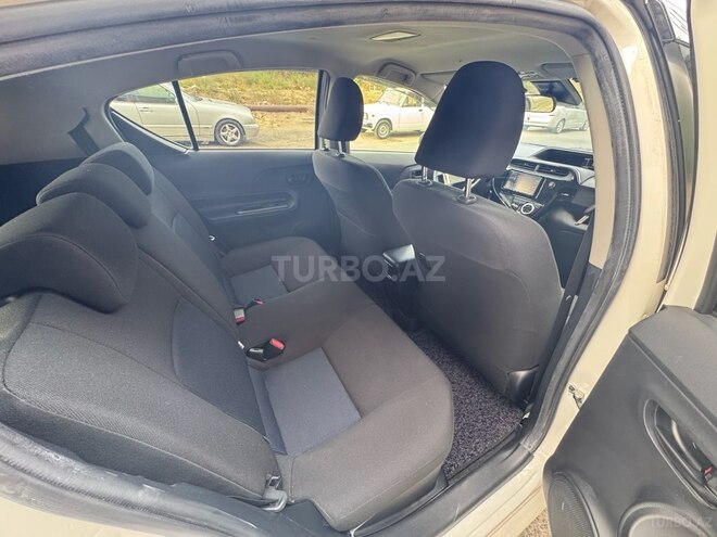 Toyota Aqua 2019, 144,000 km - 1.5 л - Bakı