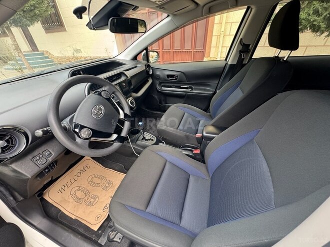 Toyota Aqua 2019, 144,000 km - 1.5 л - Bakı