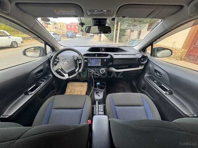 Toyota Aqua 2019, 144,000 km - 1.5 л - Bakı