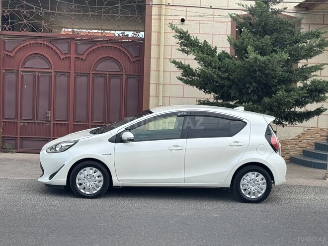 Toyota Aqua 2019, 144,000 km - 1.5 л - Bakı