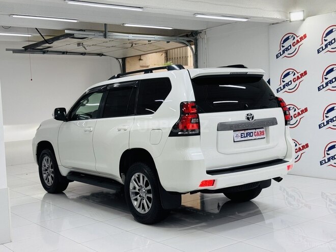 Toyota Land Cruiser Prado-28