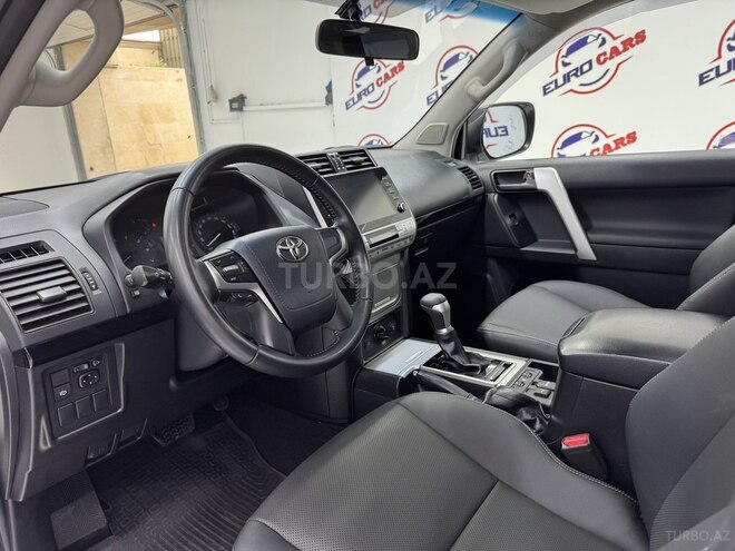 Toyota Land Cruiser Prado-34