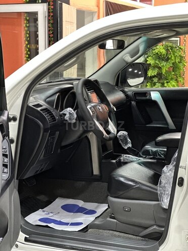 Toyota Land Cruiser Prado 2010, 189,000 km - 2.7 l - Xırdalan