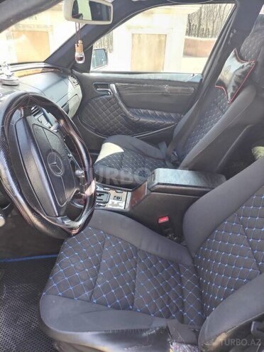 Mercedes C 230 1999, 318,000 km - 2.3 l - Tovuz