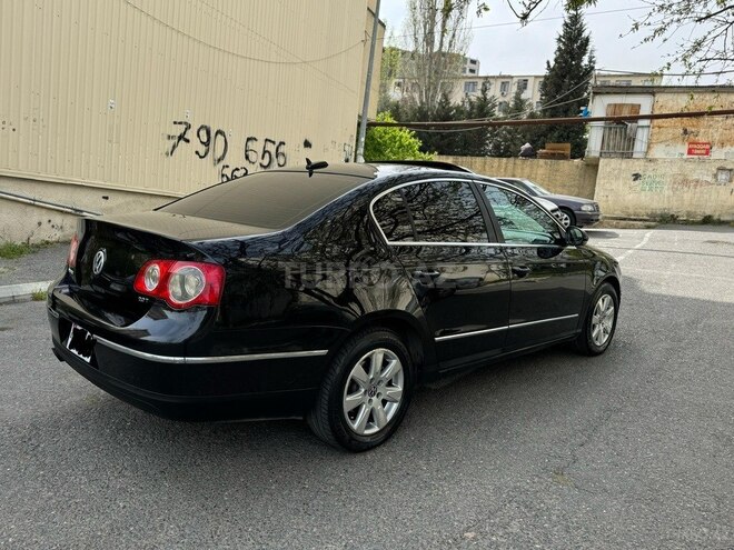Volkswagen Passat 2005, 228,000 km - 2.0 l - Bakı