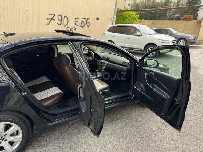 Volkswagen Passat 2005, 228,000 km - 2.0 l - Bakı