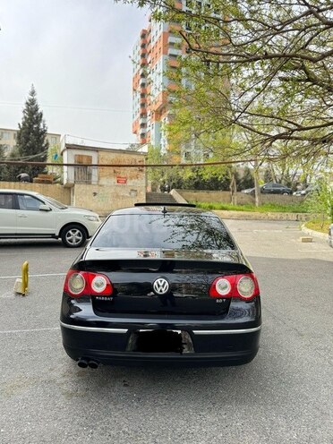 Volkswagen Passat 2005, 228,000 km - 2.0 l - Bakı