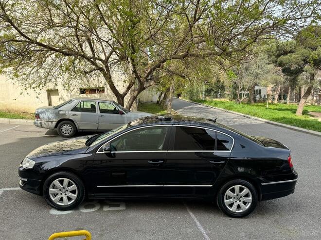 Volkswagen Passat 2005, 228,000 km - 2.0 l - Bakı