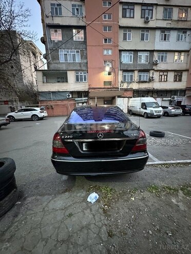 Mercedes E 220 d 2007, 248,500 km - 2.2 l - Xırdalan