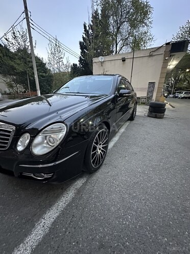 Mercedes E 220 d 2007, 248,500 km - 2.2 l - Xırdalan