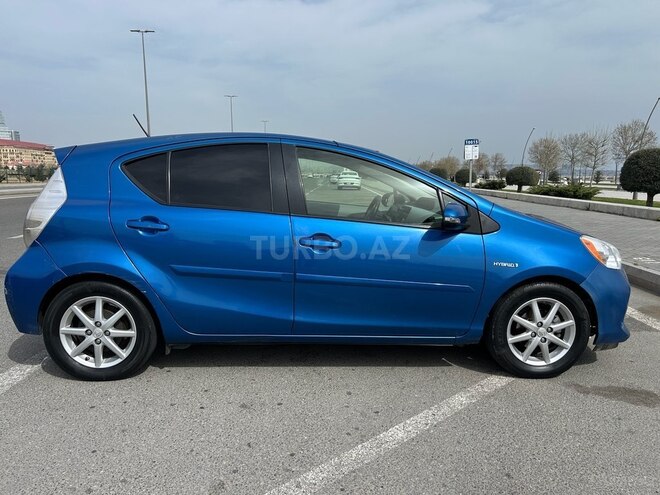 Toyota Prius C 2012, 290,000 km - 1.5 l - Bakı