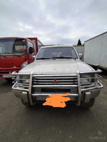 Mitsubishi Pajero 1992, 486,000 km - 2.5 л - Bakı
