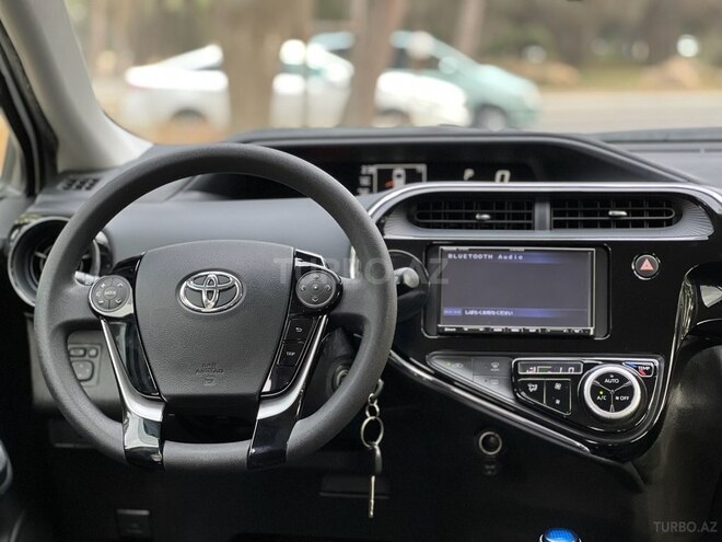 Toyota Aqua 2019, 65,400 km - 1.5 l - Bakı