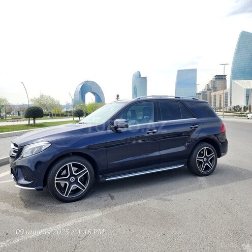 Mercedes GLE 400 4MATIC 2018, 154,000 km - 3.0 l - Bakı