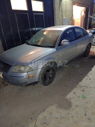 Volkswagen Passat 2001, 201,168 km - 1.8 л - Sumqayıt
