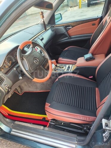 Mercedes E 240 1999, 345,200 km - 2.6 l - Bakı