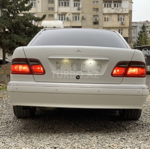 Mercedes E 320 2000, 280,650 km - 3.2 l - Bakı