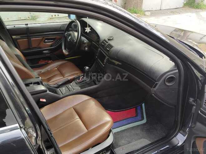 BMW 525 2001, 280,000 km - 2.5 l - Bakı
