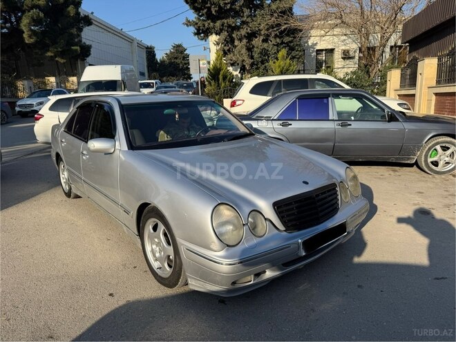 Mercedes E 220 d 1999, 333,000 km - 2.2 l - Bakı