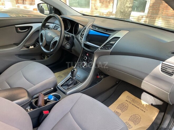 Hyundai Elantra 2015, 164,153 km - 1.8 l - Gəncə