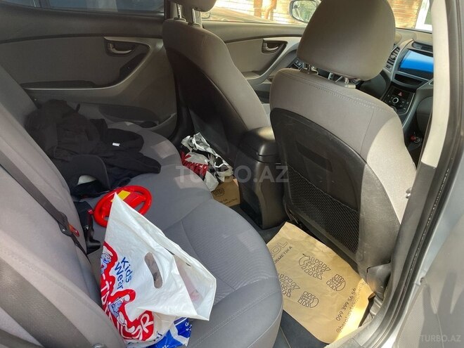 Hyundai Elantra 2015, 164,153 km - 1.8 l - Gəncə