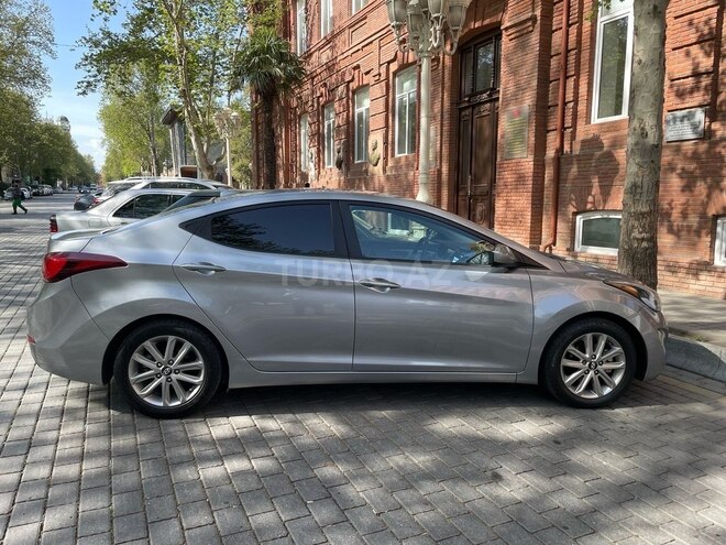 Hyundai Elantra 2015, 164,153 km - 1.8 l - Gəncə