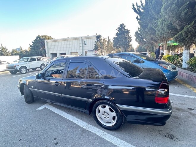 Mercedes C 230 1999, 333,000 km - 2.3 l - Bakı