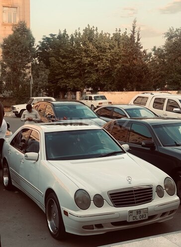 Mercedes E 320 2001, 400,000 km - 3.2 l - Bakı