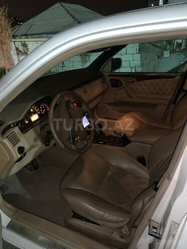 Mercedes E 320 2001, 400,000 km - 3.2 l - Bakı
