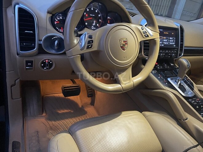 Porsche Cayenne 2014, 105,000 km - 3.6 l - Bakı