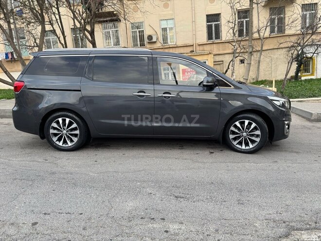 Kia Carnival 2016, 160,000 km - 2.2 л - Bakı