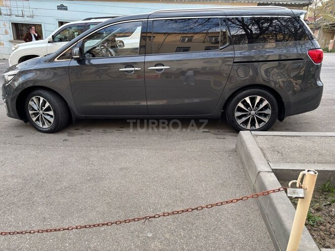 Kia Carnival 2016, 160,000 km - 2.2 л - Bakı