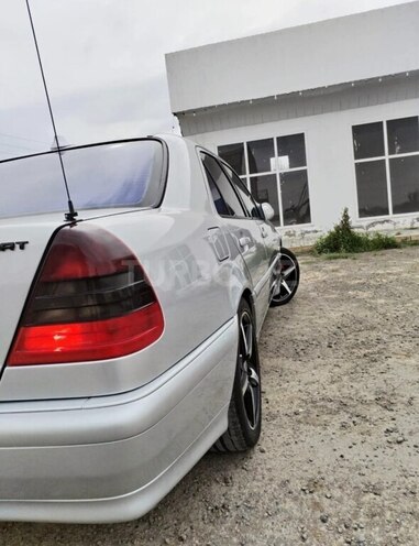Mercedes C 200 1999, 198,000 km - 2.0 л - Saatlı