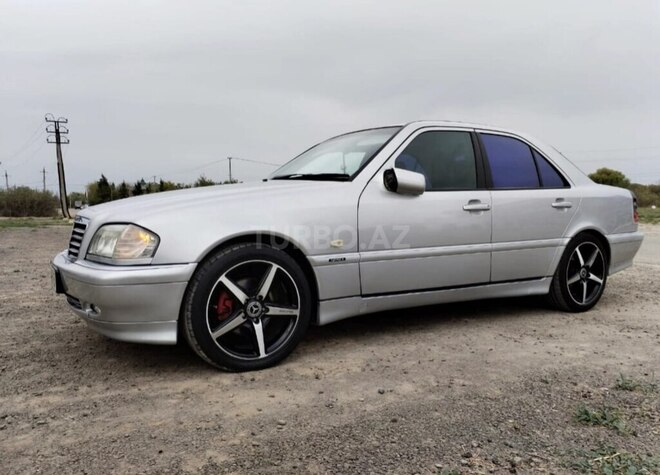 Mercedes C 200 1999, 198,000 km - 2.0 л - Saatlı
