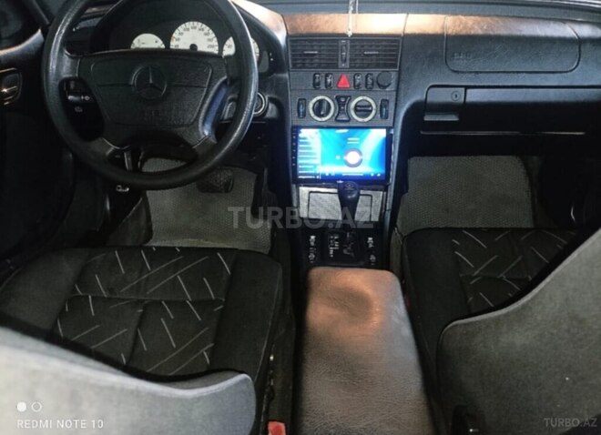 Mercedes C 200 1999, 198,000 km - 2.0 л - Saatlı