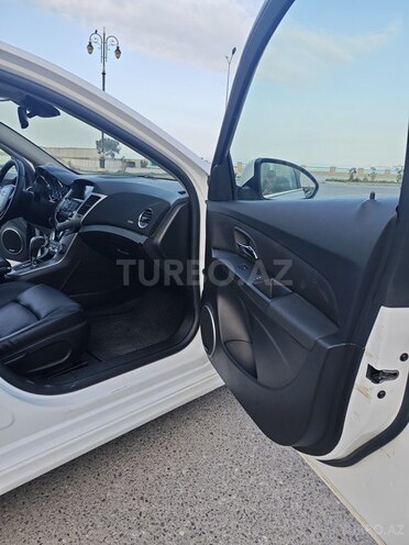 Chevrolet Cruze 2015, 236,574 km - 1.4 л - Sumqayıt