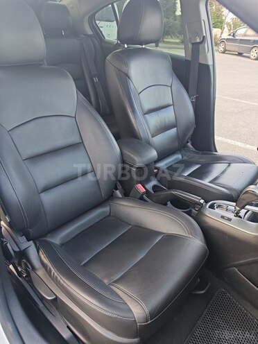 Chevrolet Cruze 2015, 236,574 km - 1.4 л - Sumqayıt