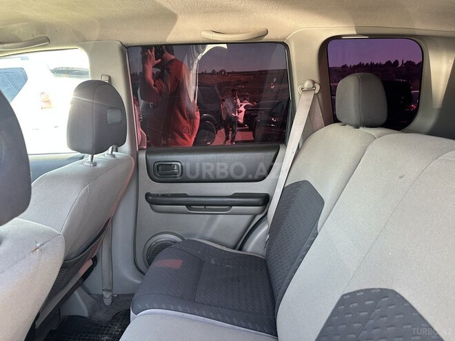Nissan X-Trail 2012, 245,000 km - 2.5 l - Bakı