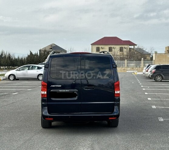 Mercedes  2017, 255,000 km - 2.0 l - Bakı