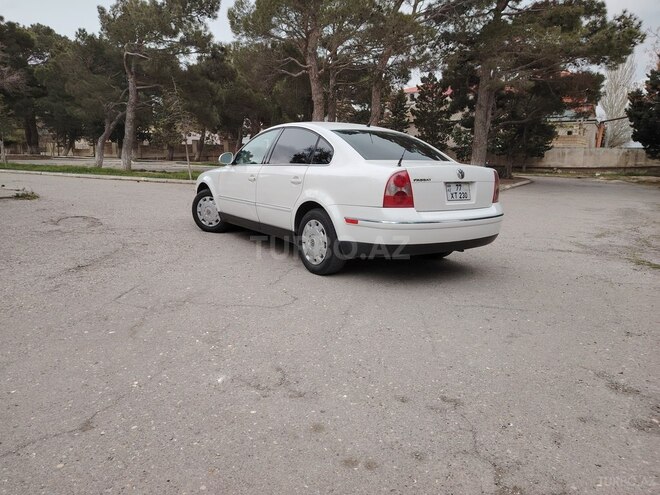 Volkswagen Passat 2004, 255,000 km - 1.8 l - Bakı