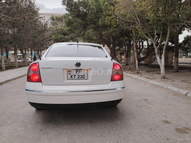 Volkswagen Passat 2004, 255,000 km - 1.8 l - Bakı