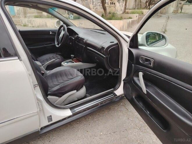 Volkswagen Passat 2004, 255,000 km - 1.8 l - Bakı