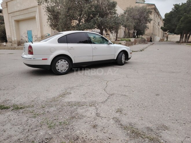 Volkswagen Passat 2004, 255,000 km - 1.8 l - Bakı
