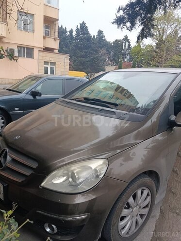 Mercedes B 170 2008, 159,000 km - 1.7 l - Bakı