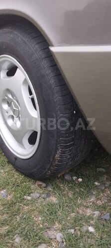 Mercedes 190 1990, 552,211 km - 2.0 л - Sabirabad
