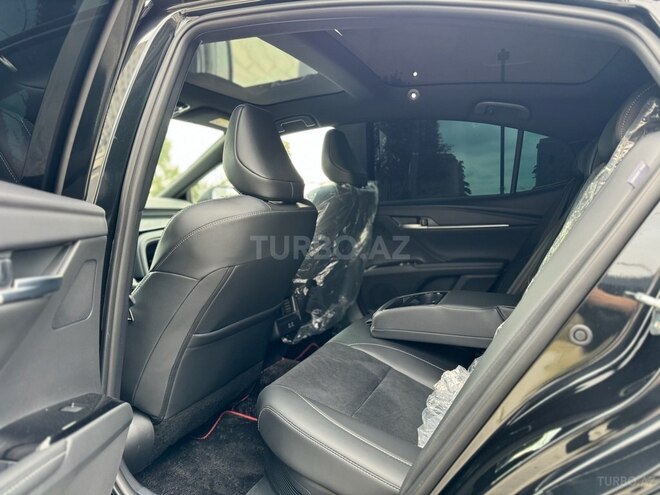 Toyota Camry 2024, 3,900 km - 2.0 l - Bakı